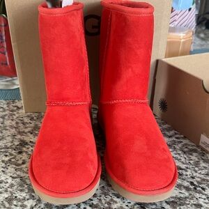 UGG Classic Short II Boots in Bold Red